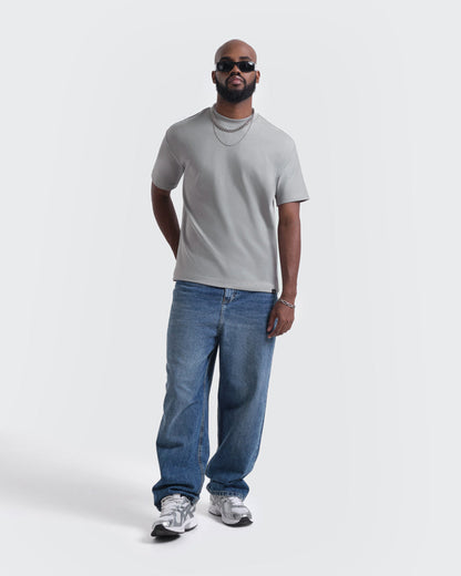 Camiseta Básica de Corte Relajado Gris Cemento